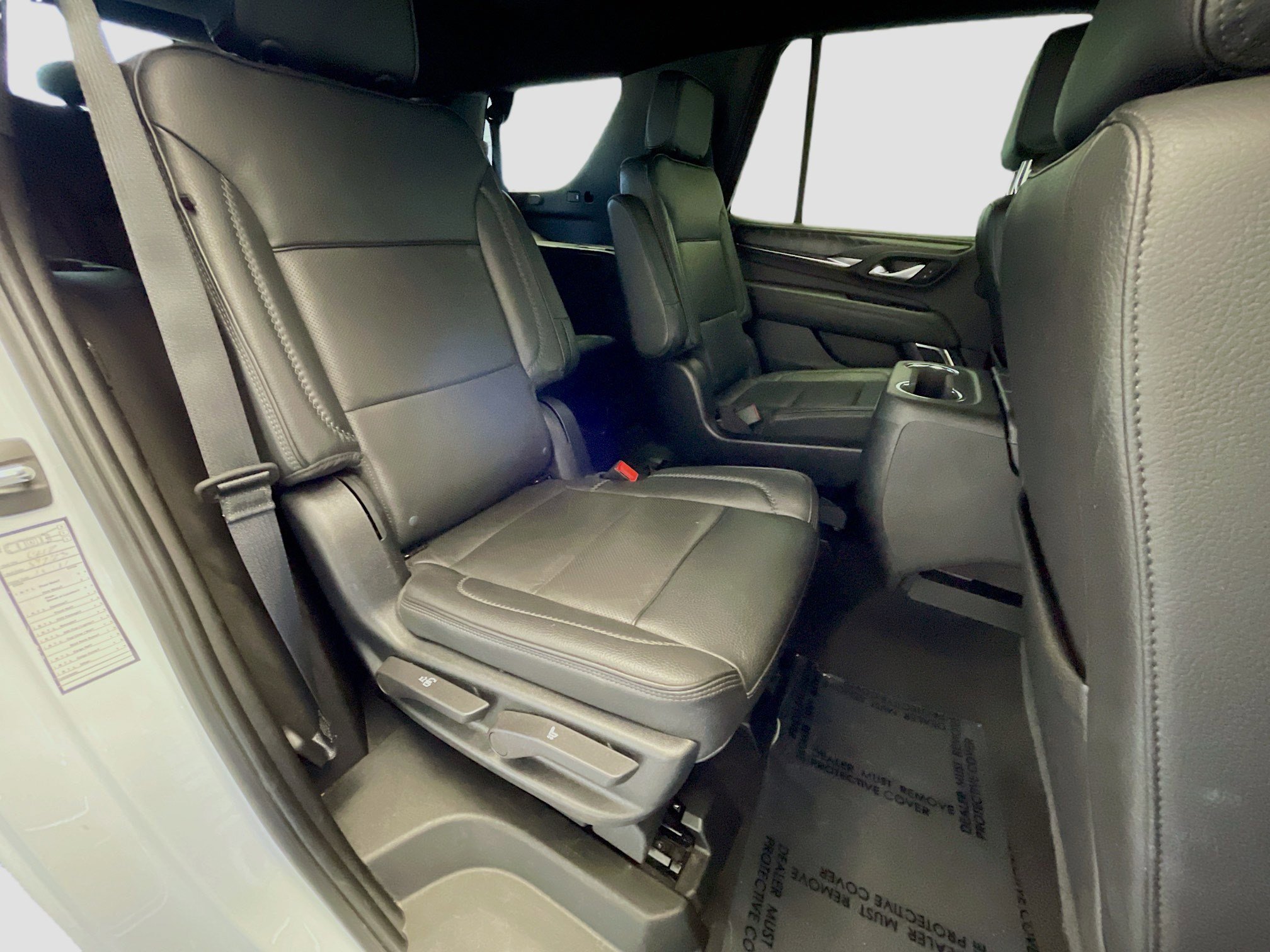Used 2023 GMC Yukon Denali AWD/4WD image 19