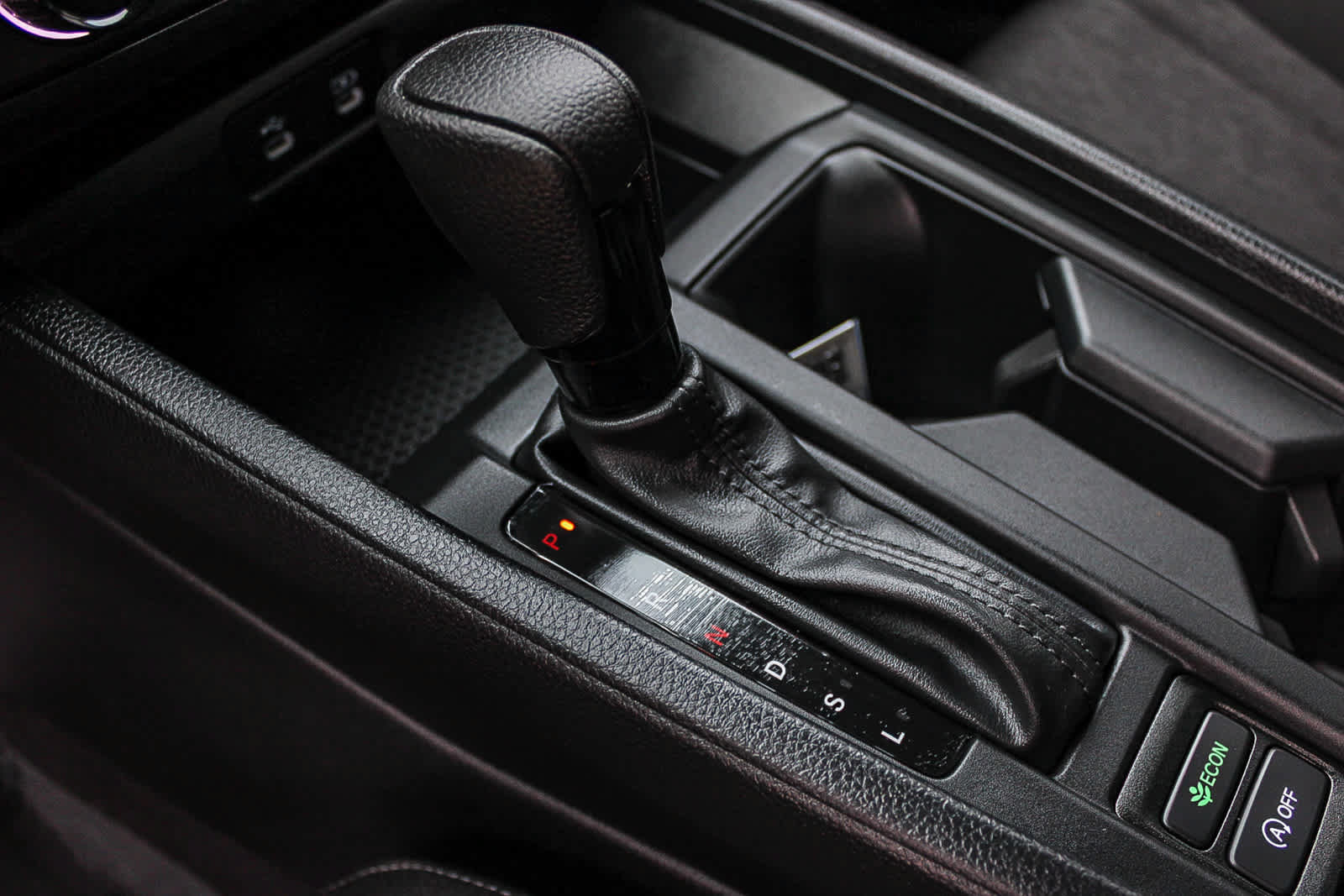 Certified 2025 Honda Accord SE image 19