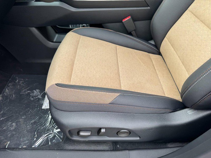 New 2026 Chevrolet Equinox ACTIV image 9