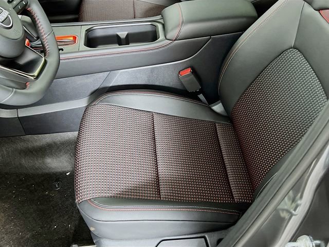 New 2026 Nissan Kicks SR image 17