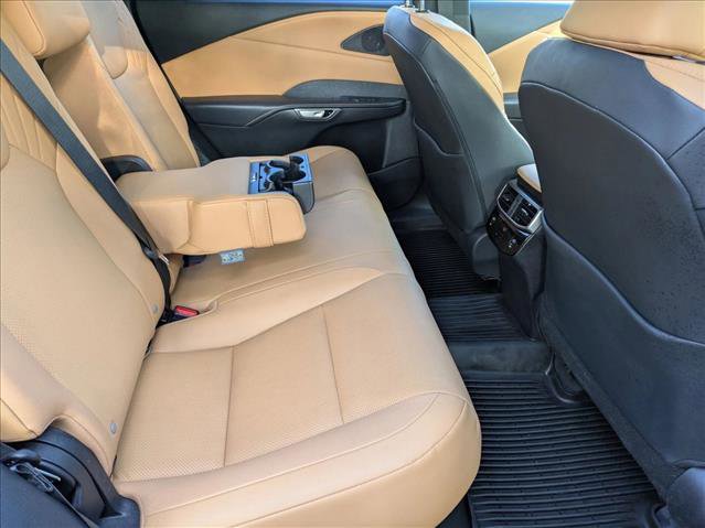 Used 2025 Lexus RX 350 FWD w/ Technology Package image 18