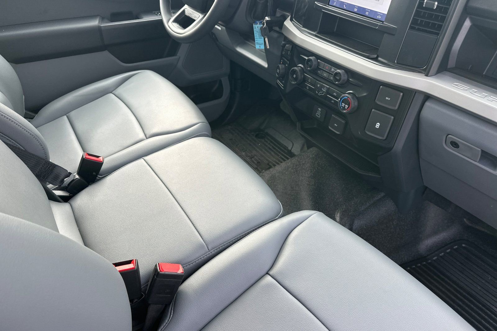 New 2026 Ford F550 4x4 Regular Cab Super Duty image 15