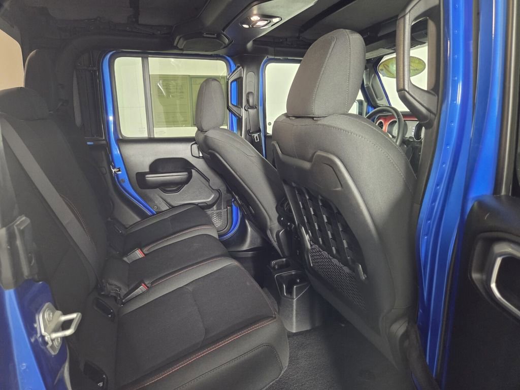 Certified 2020 Jeep Gladiator Rubicon w/ Trailer Tow Package AWD/4WD image 31