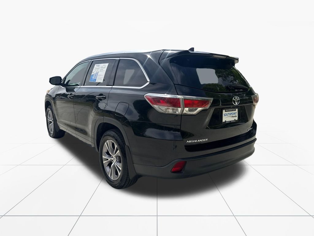 Used 2015 Toyota Highlander XLE AWD/4WD image 6