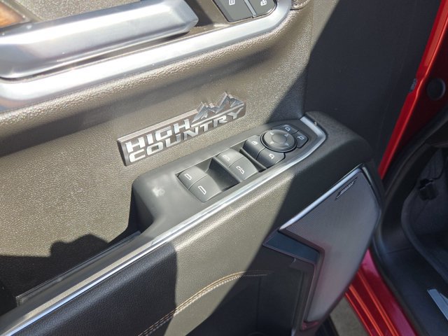 Used 2024 Chevrolet Silverado 1500 High Country w/ High Country Premium Package AWD/4WD image 14