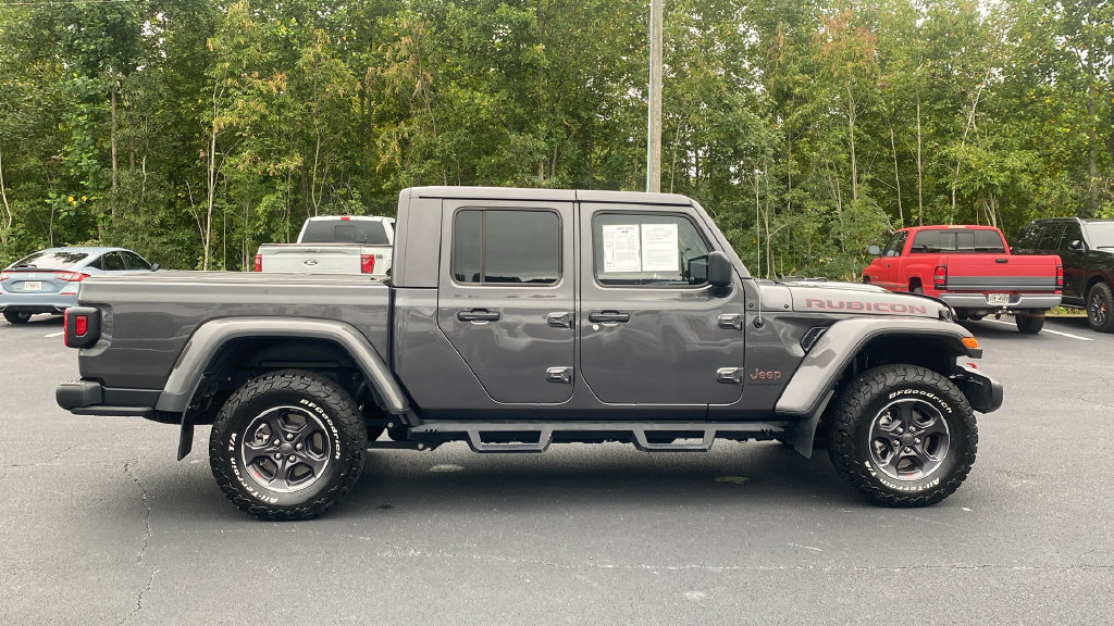 Used 2023 Jeep Gladiator Rubicon w/ Cold Weather Group AWD/4WD image 4