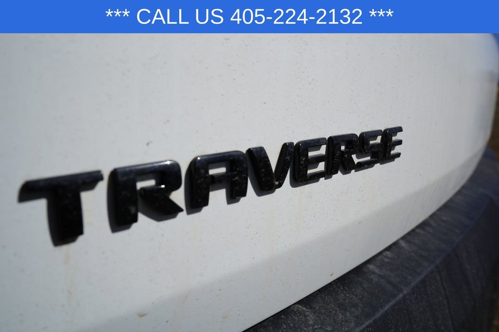 Used 2022 Chevrolet Traverse LT image 10