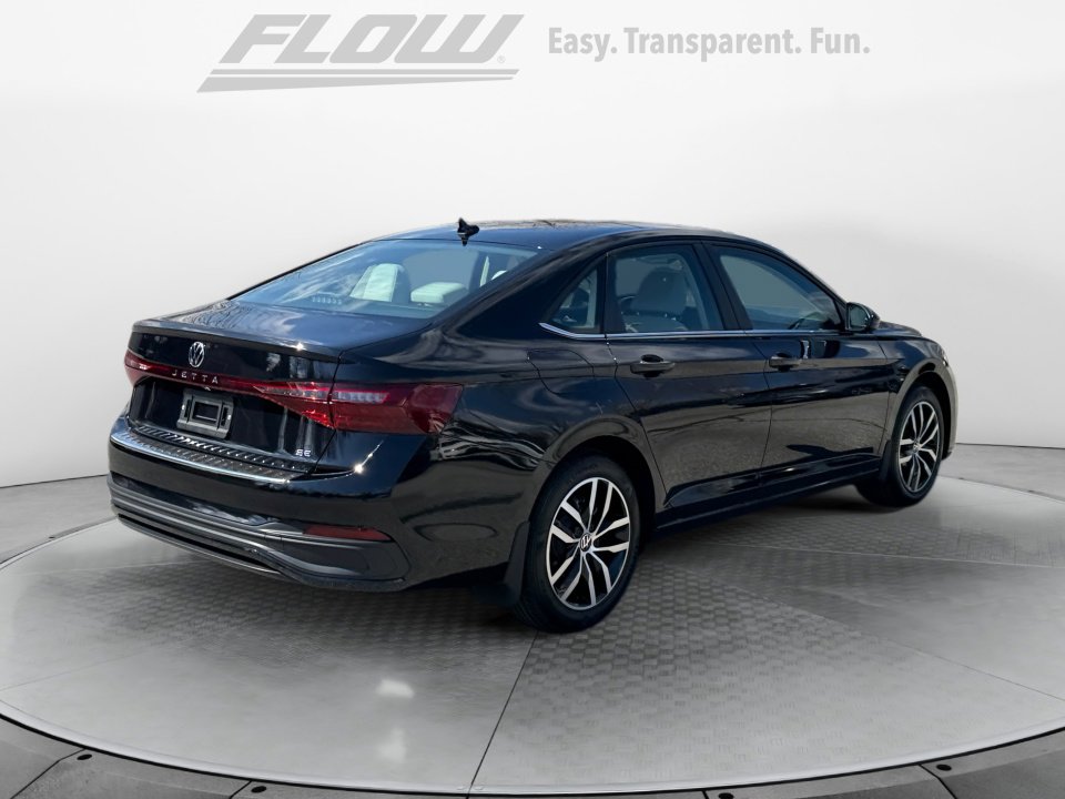New 2026 Volkswagen Jetta SE image 7