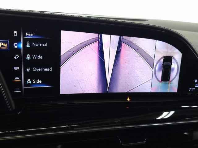 Used 2021 Cadillac Escalade Sport w/ Driver Assist Tech Package image 39