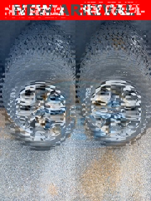 Used 2022 Jeep Cherokee Trailhawk w/ Trailer Tow Group image 7