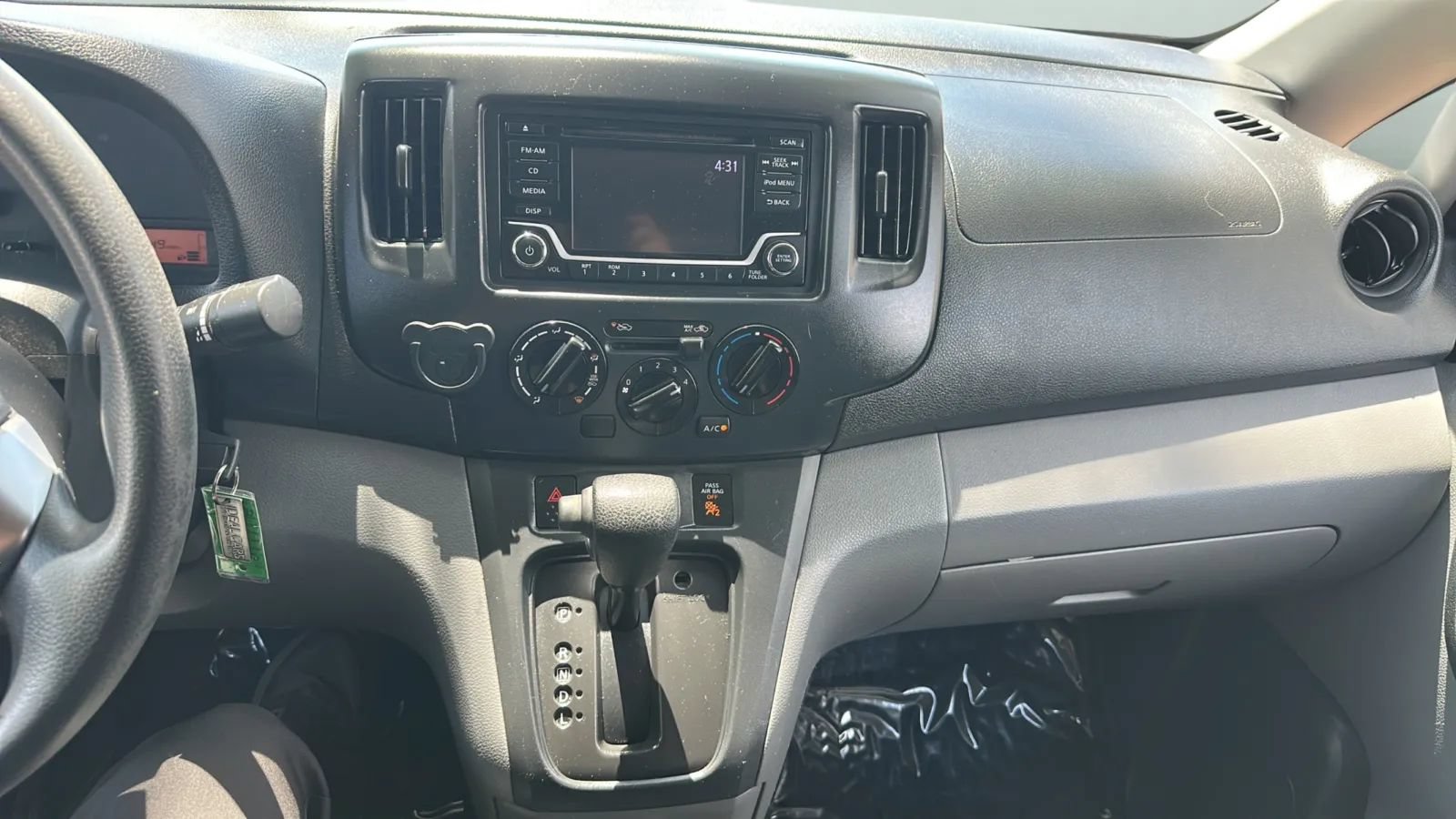 Used 2018 Nissan NV200 S FWD image 13