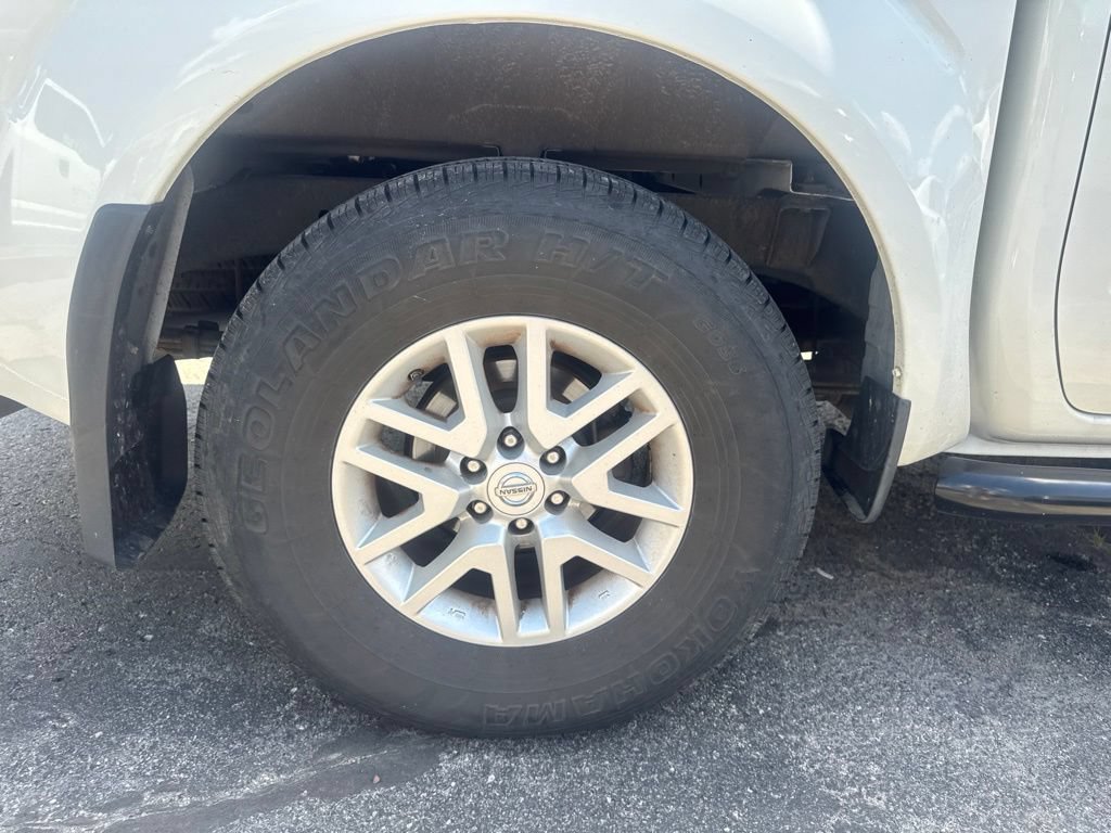 Used 2018 Nissan Frontier SV RWD image 9