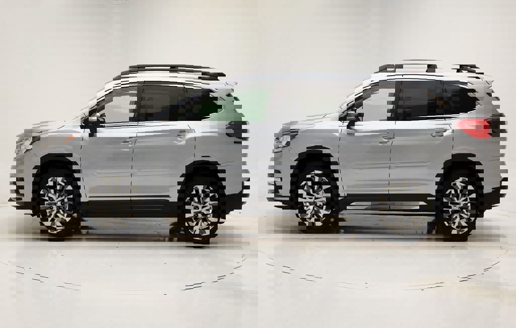 Used 2022 Subaru Ascent Limited w/ Technology Package image 6