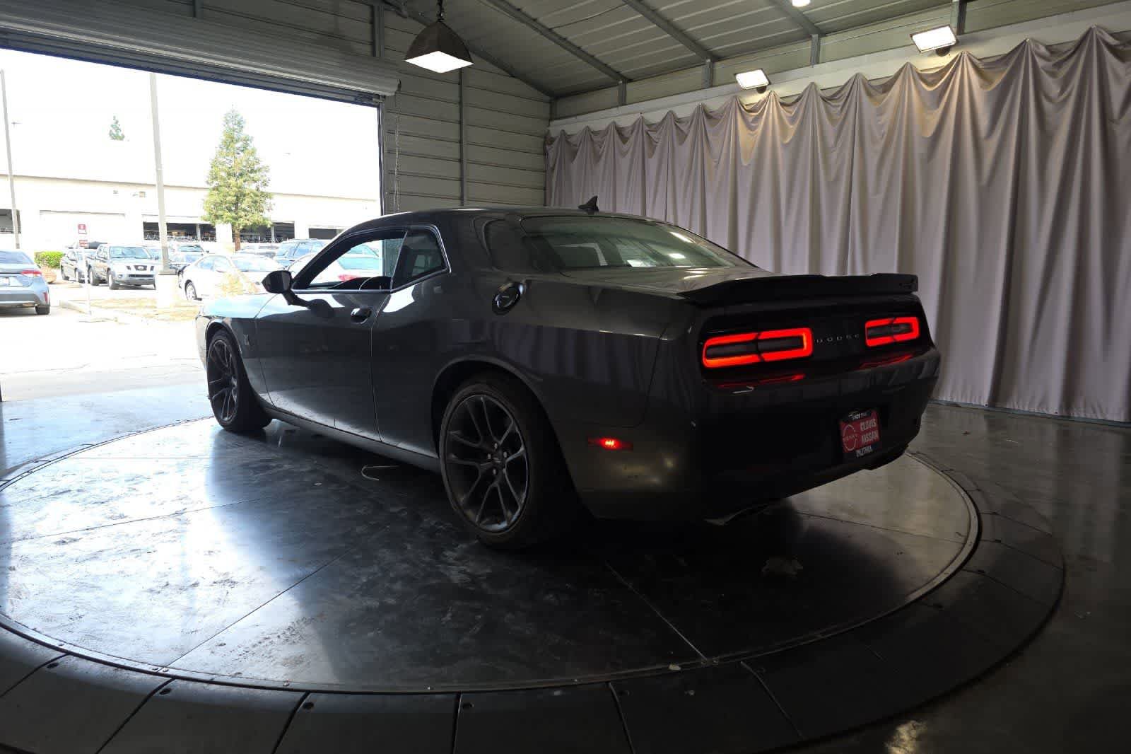 Used 2020 Dodge Challenger R/T Scat Pack w/ Driver Convenience Group RWD image 7