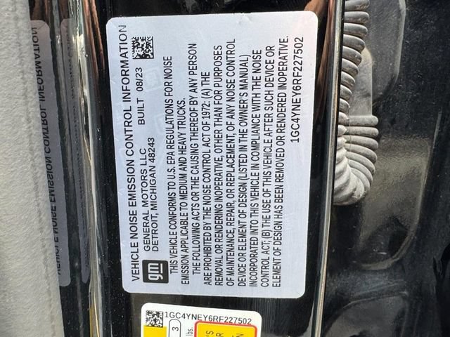 Used 2024 Chevrolet Silverado 2500 LT w/ Midnight Edition AWD/4WD image 24
