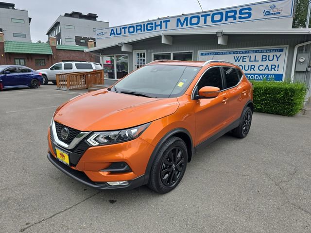 Used 2022 Nissan Rogue Sport SV image 2