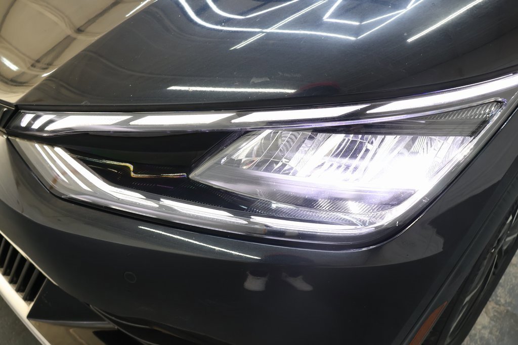 Used 2023 Kia EV6 Wind image 28