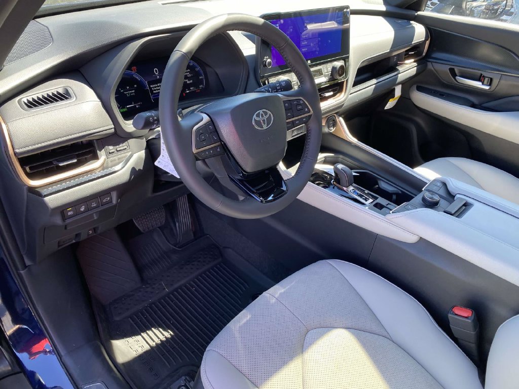 New 2026 Toyota Grand Highlander AWD Hybrid image 15