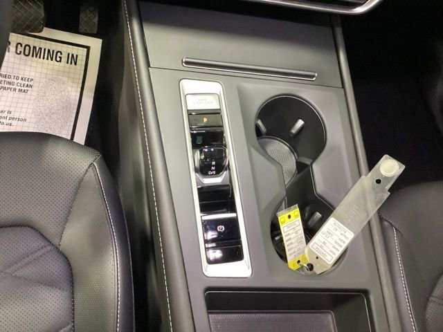 Used 2024 Volkswagen Atlas SE image 15