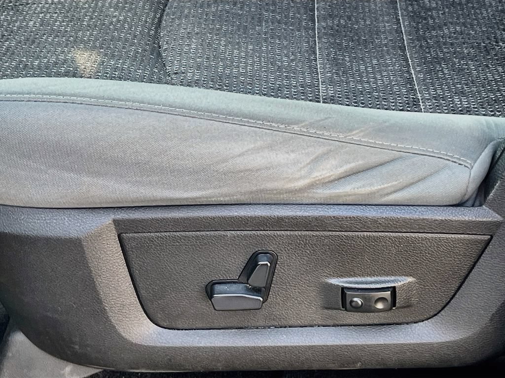 Used 2019 RAM 1500 Big Horn RWD image 18