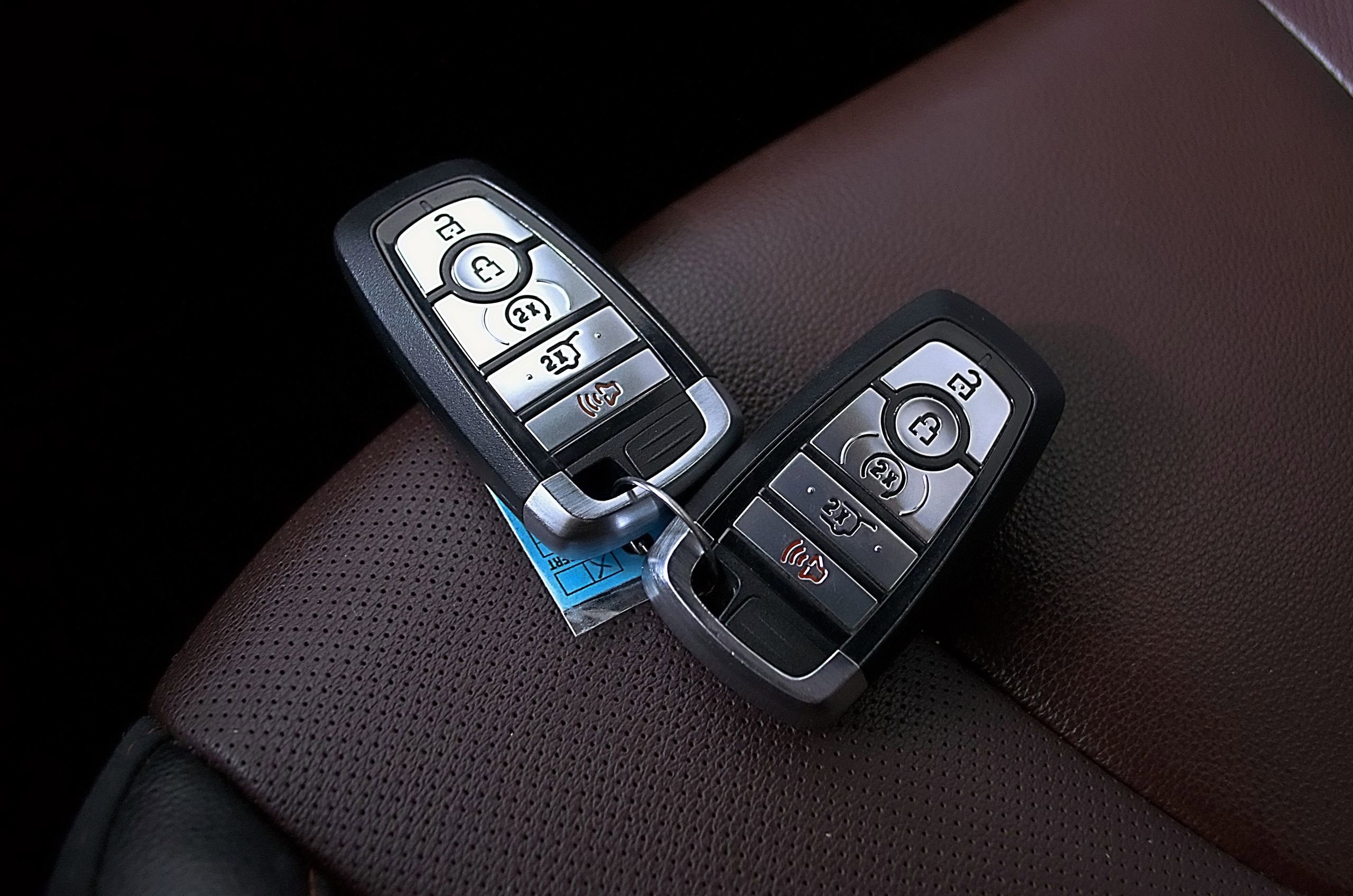 Used 2021 Ford Edge Titanium w/ Equipment Group 301A image 29