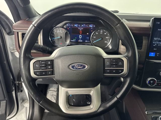 Used 2023 Ford Expedition Limited image 10