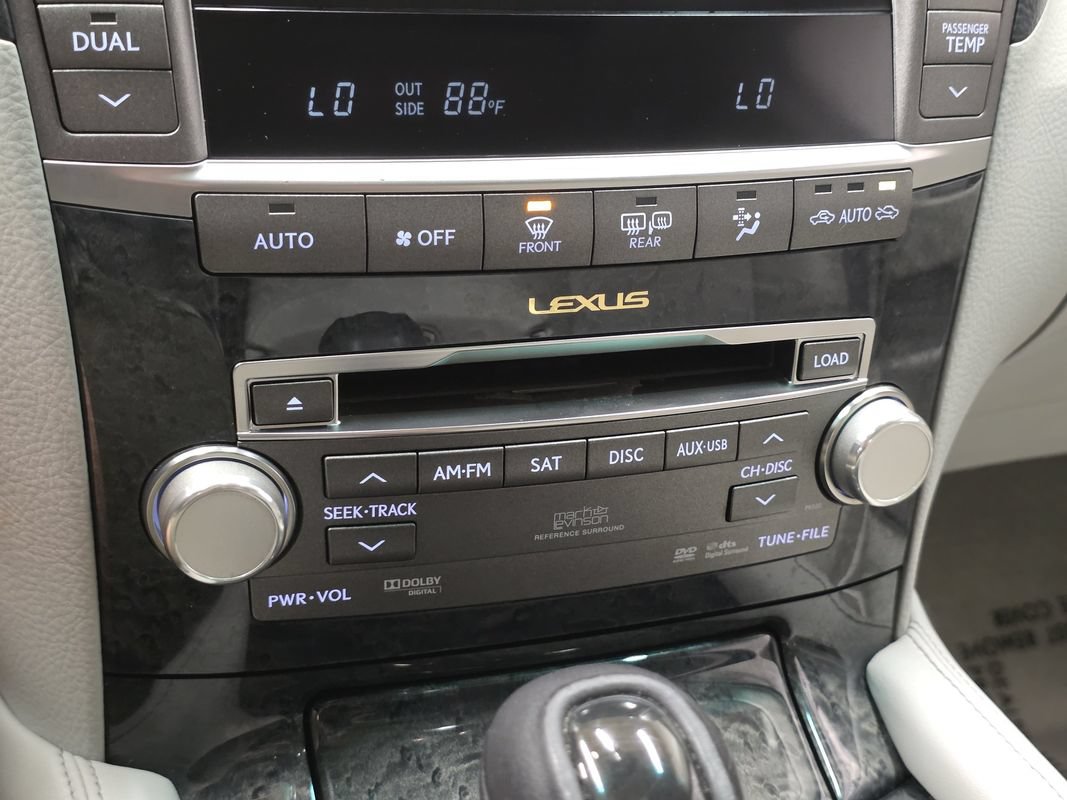 Used 2011 Lexus LS 460 L AWD/4WD image 40