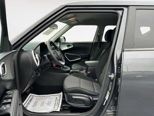 Used 2022 Kia Soul LX w/ Technology Package image 9