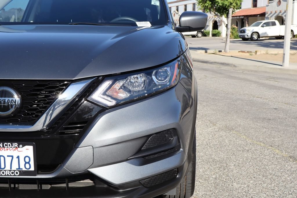 Used 2022 Nissan Rogue Sport S FWD image 8