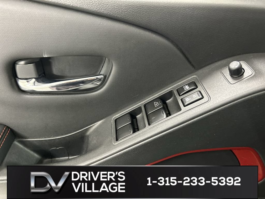 Used 2022 Nissan Frontier PRO-4X AWD/4WD image 11