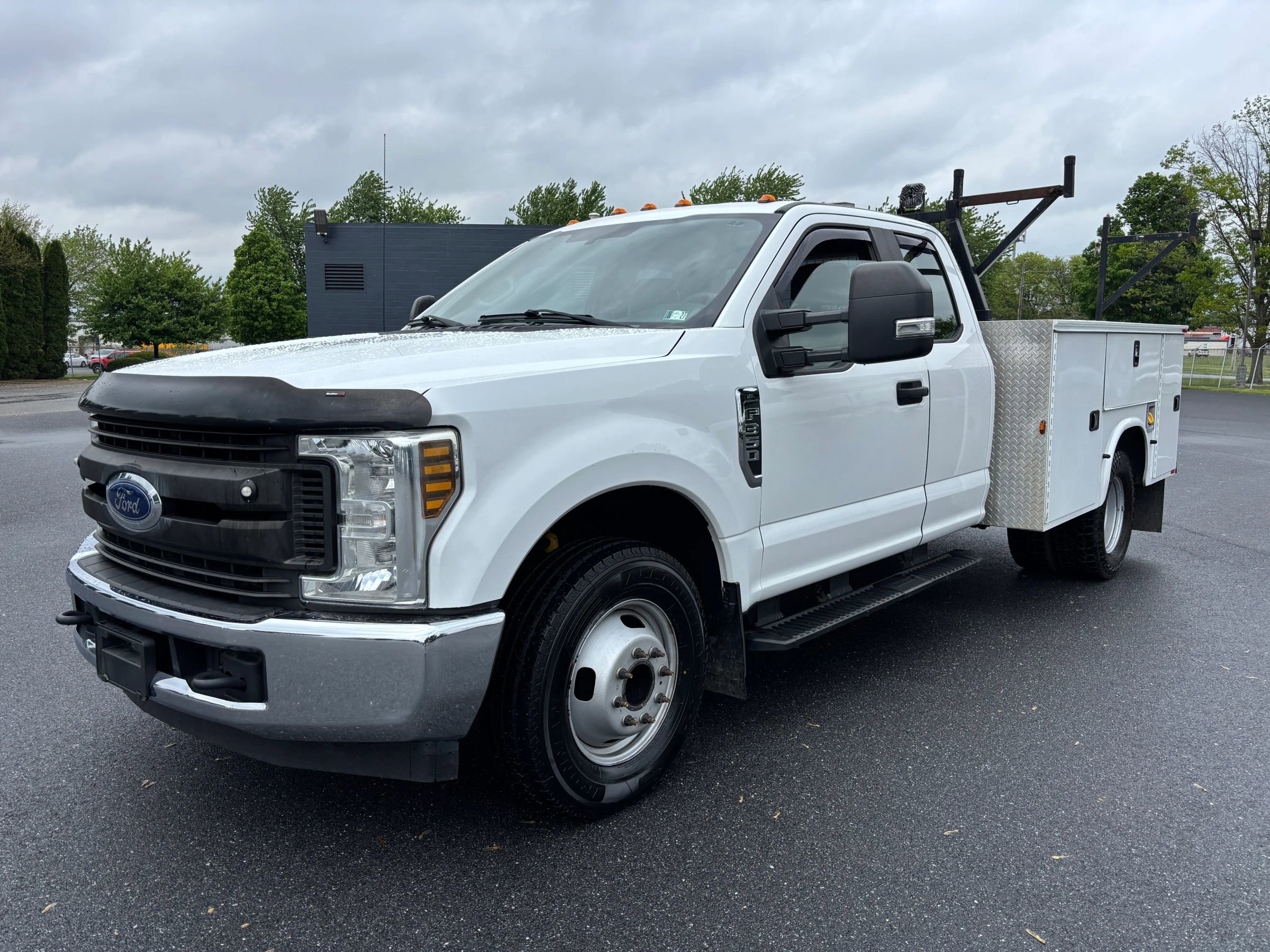 Used 2019 Ford F350 XL w/ XL Value Package RWD image 1