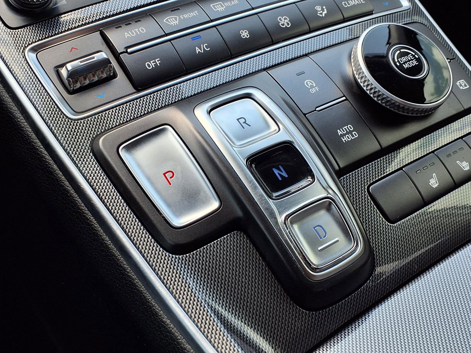 Certified 2023 Hyundai Santa Fe SEL image 18