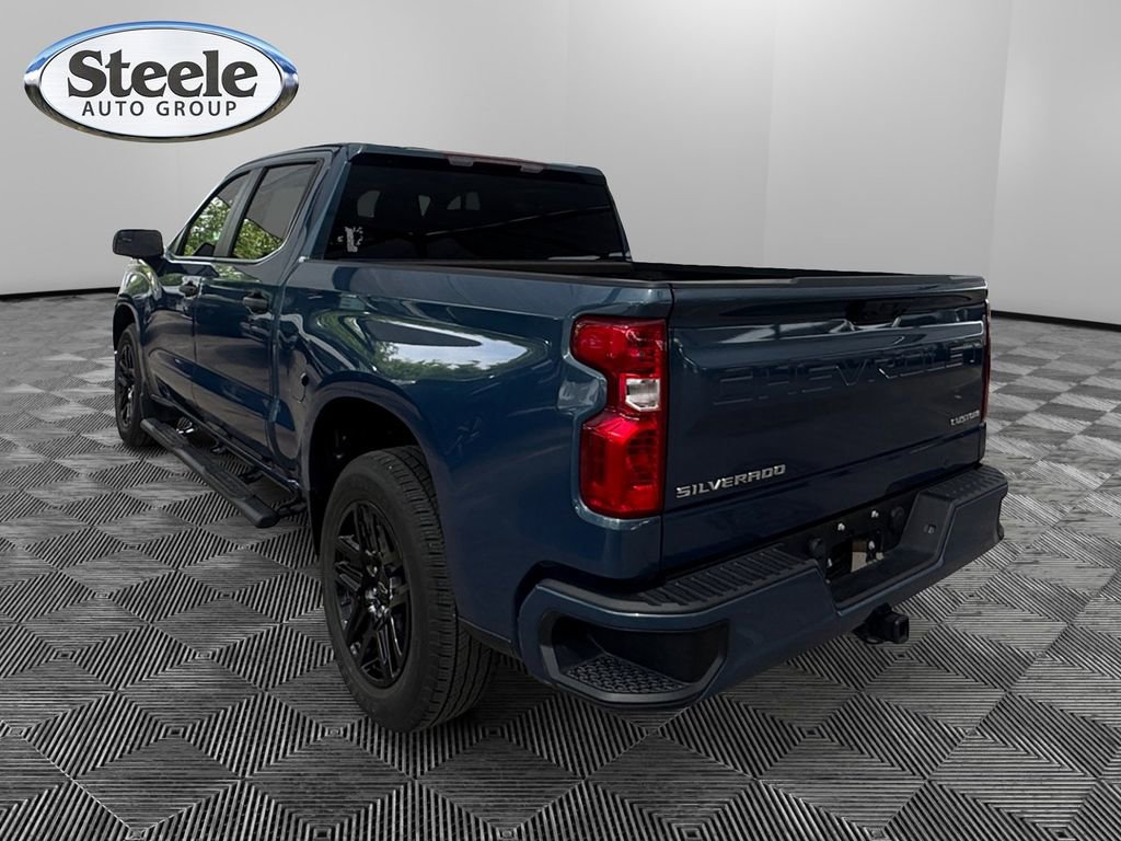 Used 2024 Chevrolet Silverado 1500 Custom RWD image 3