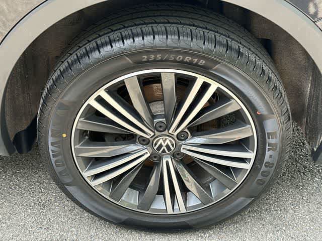 Used 2024 Volkswagen Tiguan Wolfsburg Edition AWD/4WD image 5