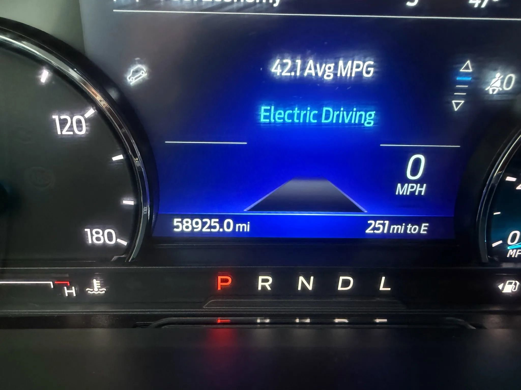 Used 2021 Ford Escape SEL image 11
