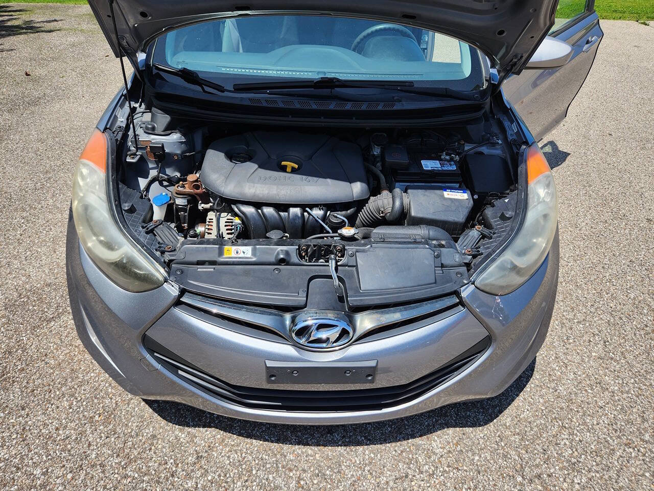 Used 2013 Hyundai Elantra FWD image 19