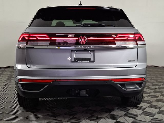 Used 2024 Volkswagen Atlas Cross Sport SE AWD/4WD image 8