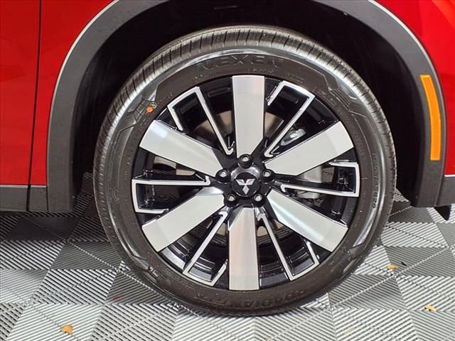 Used 2025 Mitsubishi Outlander SE image 28