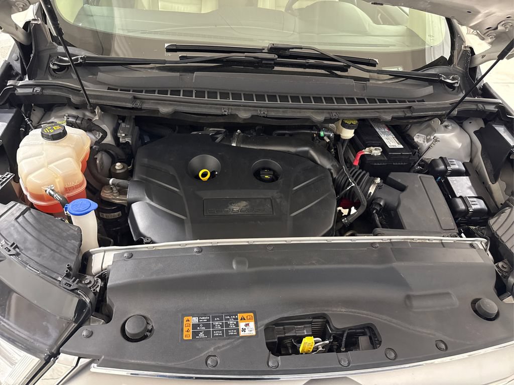 Used 2017 Ford Edge SEL w/ Equipment Group 201A FWD image 18