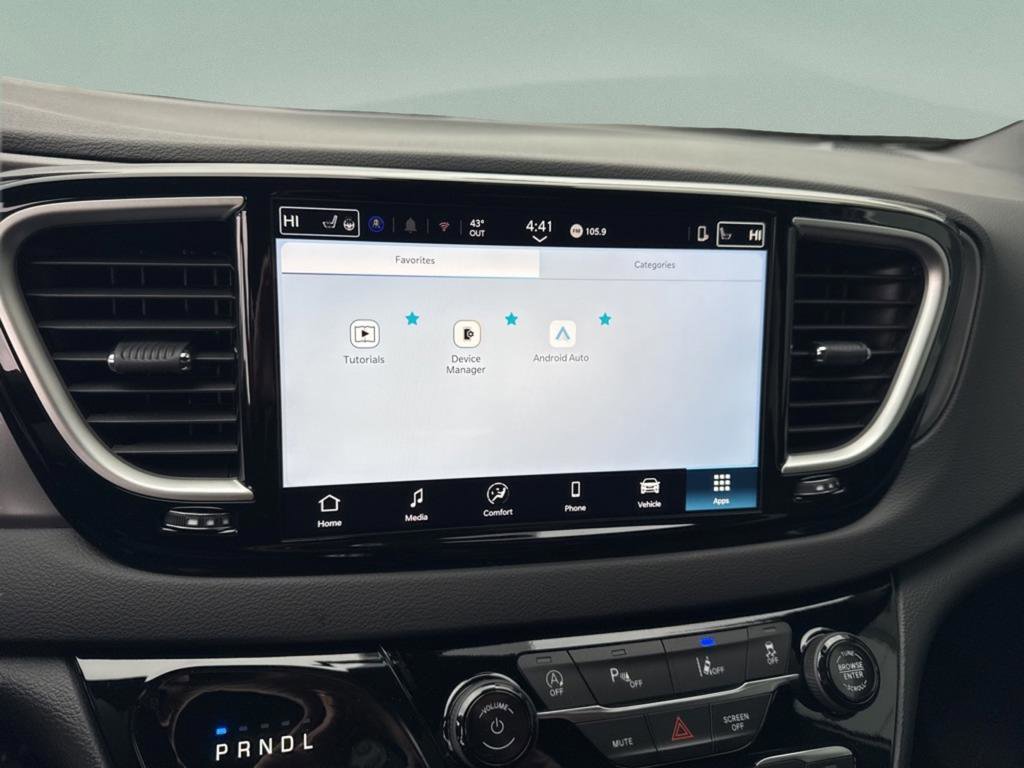 New 2026 Chrysler Voyager LX image 12