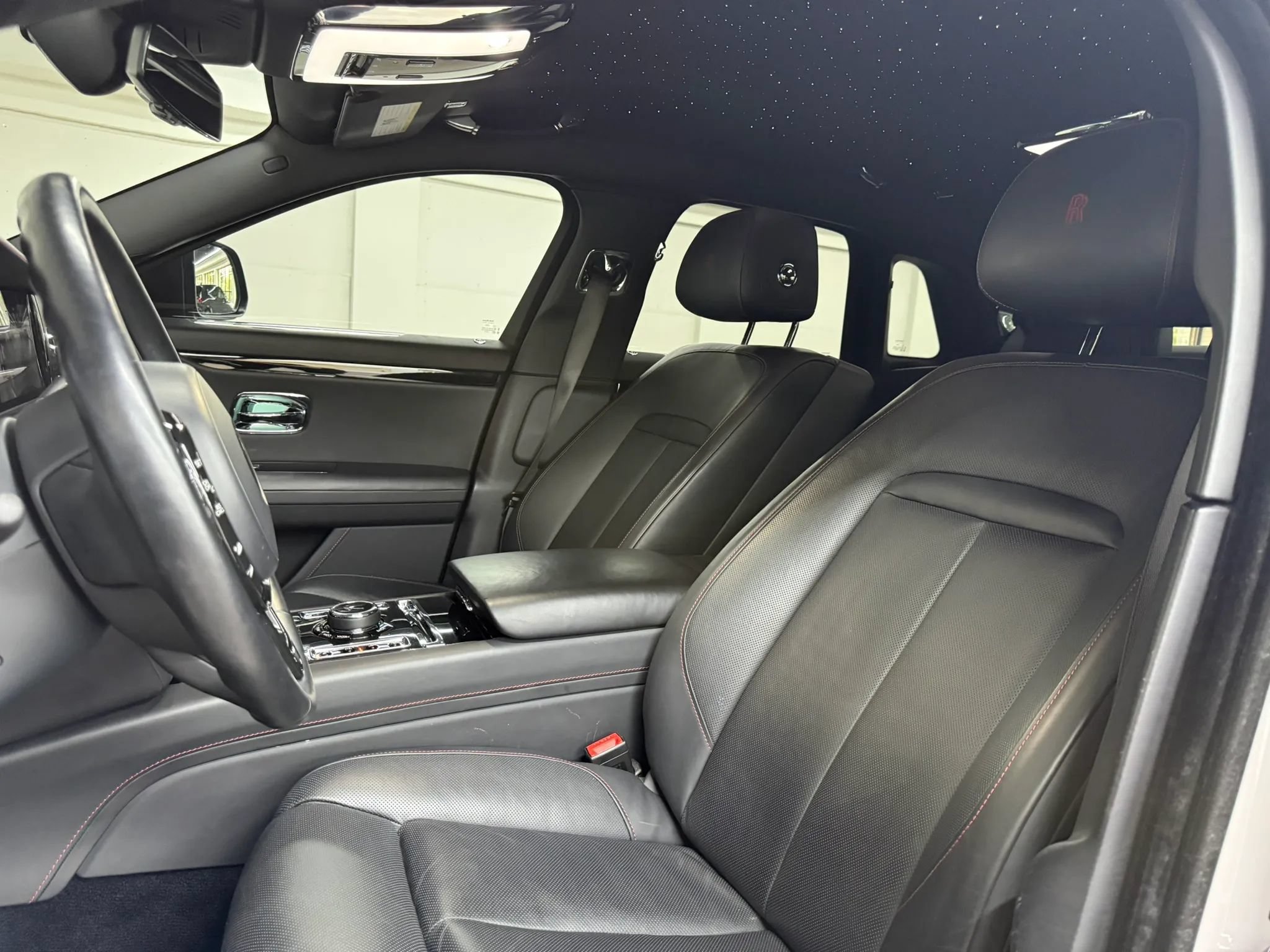 Used 2022 Rolls-Royce Ghost AWD/4WD image 34