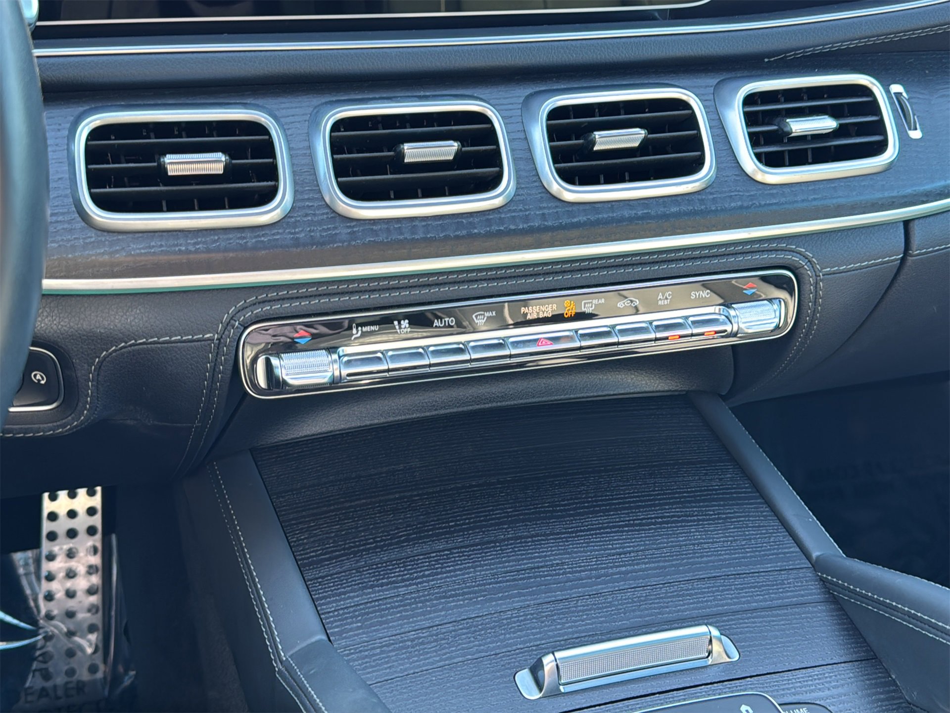 Certified 2022 Mercedes-Benz GLS 580 4MATIC image 21