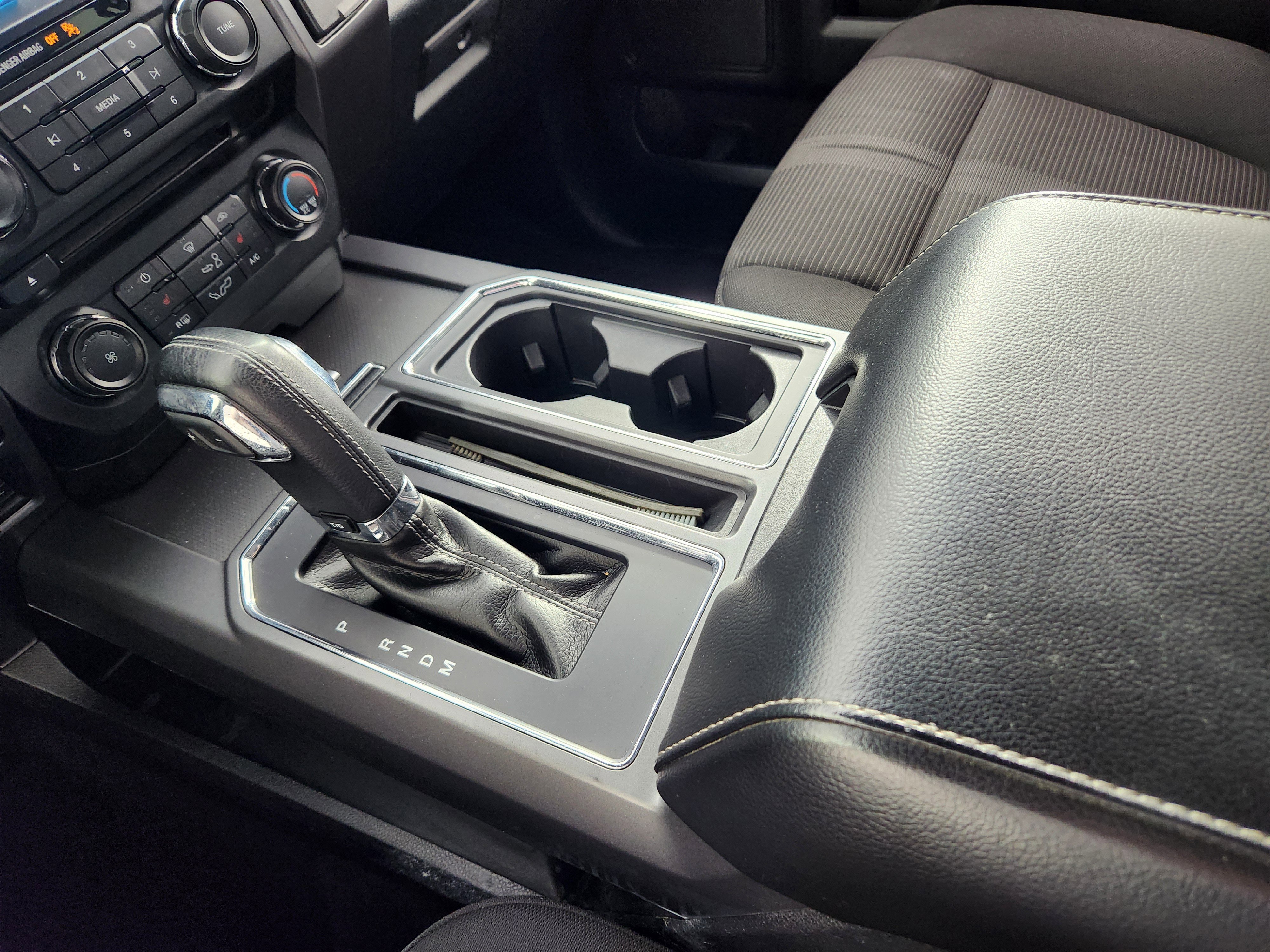 Used 2017 Ford F150 XLT w/ Equipment Group 302A Luxury image 25