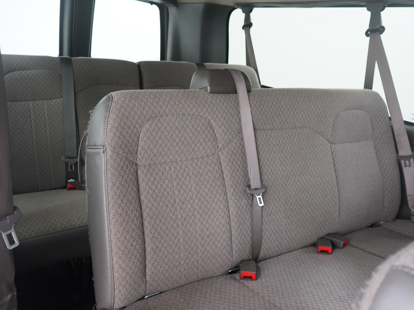 Used 2025 Chevrolet Express 3500 LT w/ LT Preferred Equipment Group image 17
