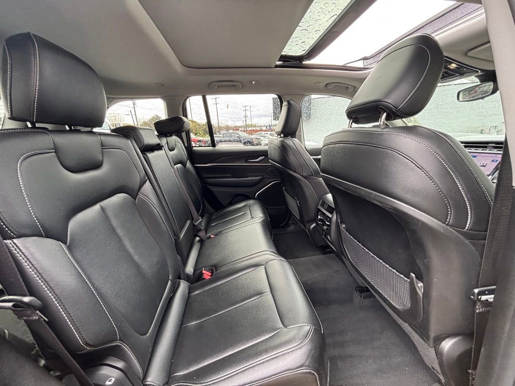 Used 2024 Jeep Grand Cherokee Limited 4xe image 19