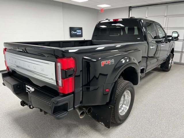 Used 2024 Ford F350 Platinum image 11