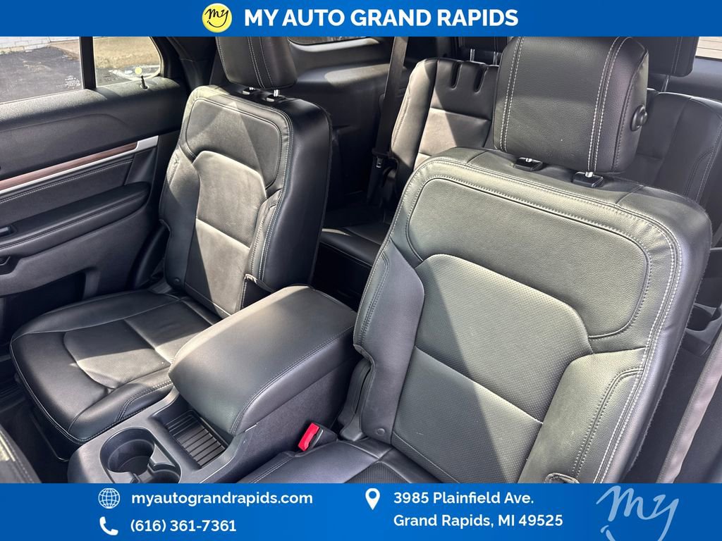 Used 2016 Ford Explorer Limited w/ Equipment Group 301A AWD/4WD image 31