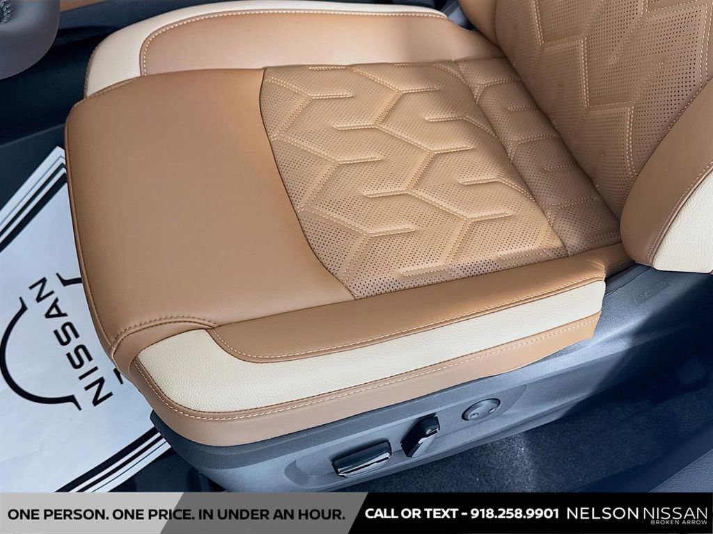 New 2026 Nissan Pathfinder Platinum image 19