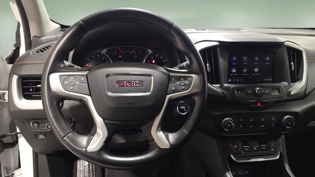 Used 2020 GMC Terrain SLE image 16