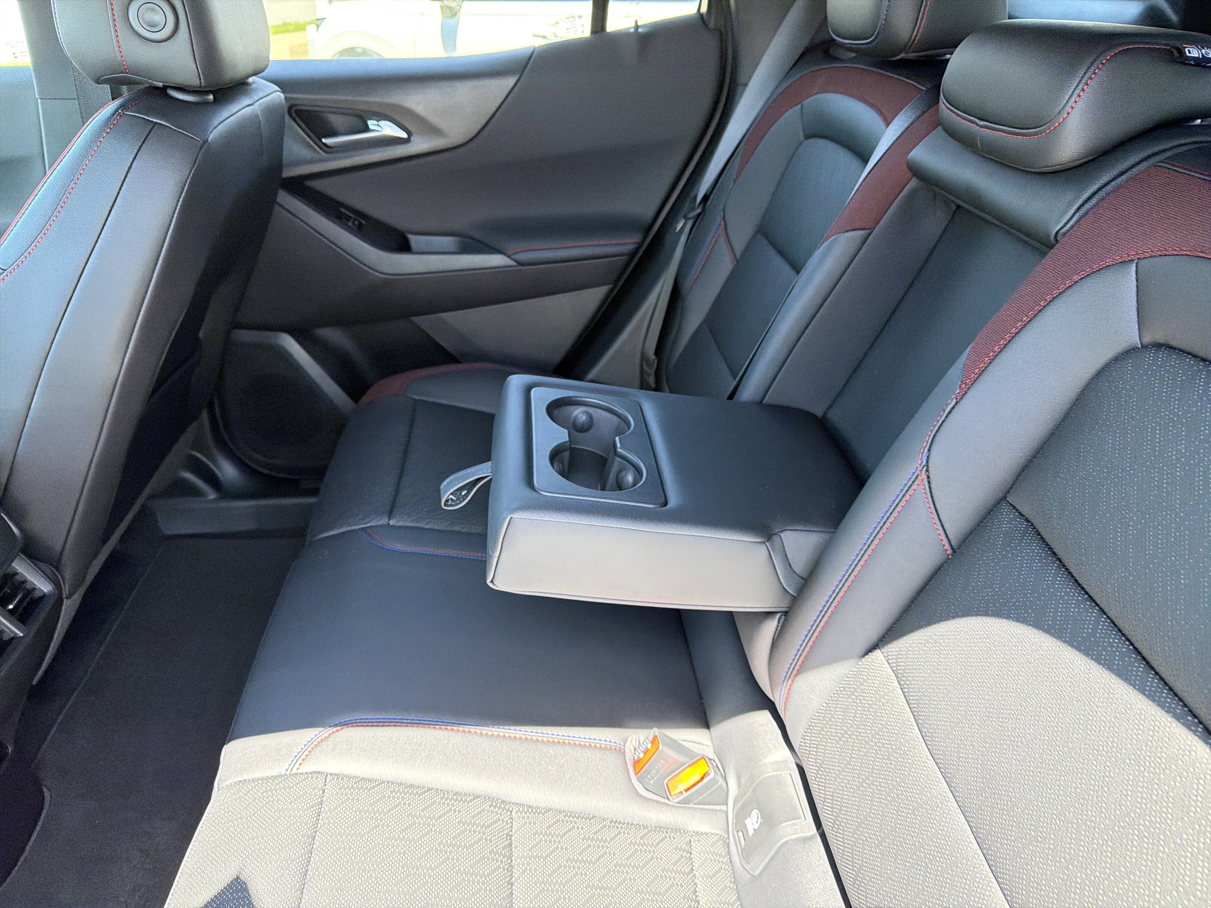 Used 2026 Chevrolet Equinox RS FWD image 56